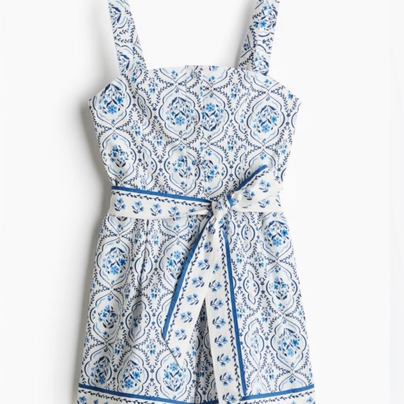 H&M Pants - H&M Romper Blue and White Patterned Sleeveless Size Medium